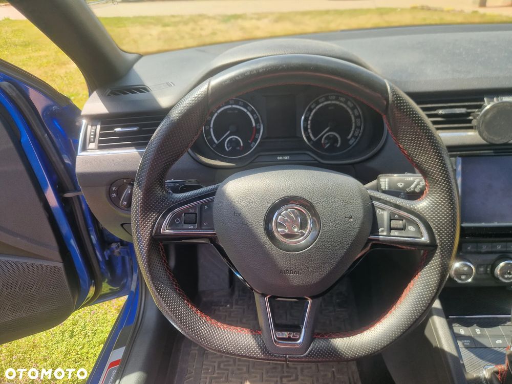 Skoda Octavia 2.0 TDI RS Challenge DSG - 18