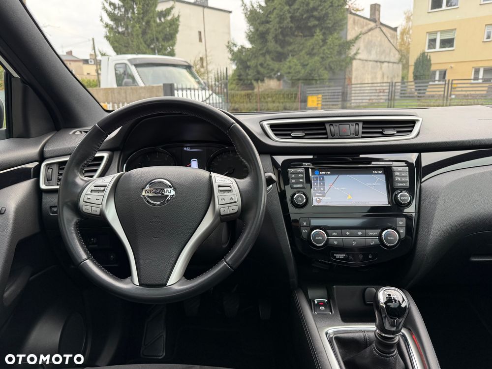 Nissan Qashqai 1.6 DIG-T N-Connecta - 14