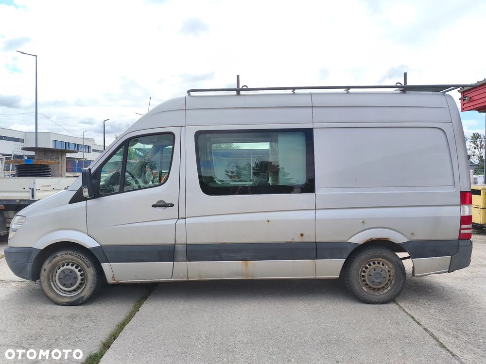 Mercedes-Benz Sprinter - 2