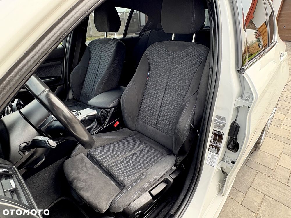 BMW Seria 1 118i Edition M Sport Shadow - 22