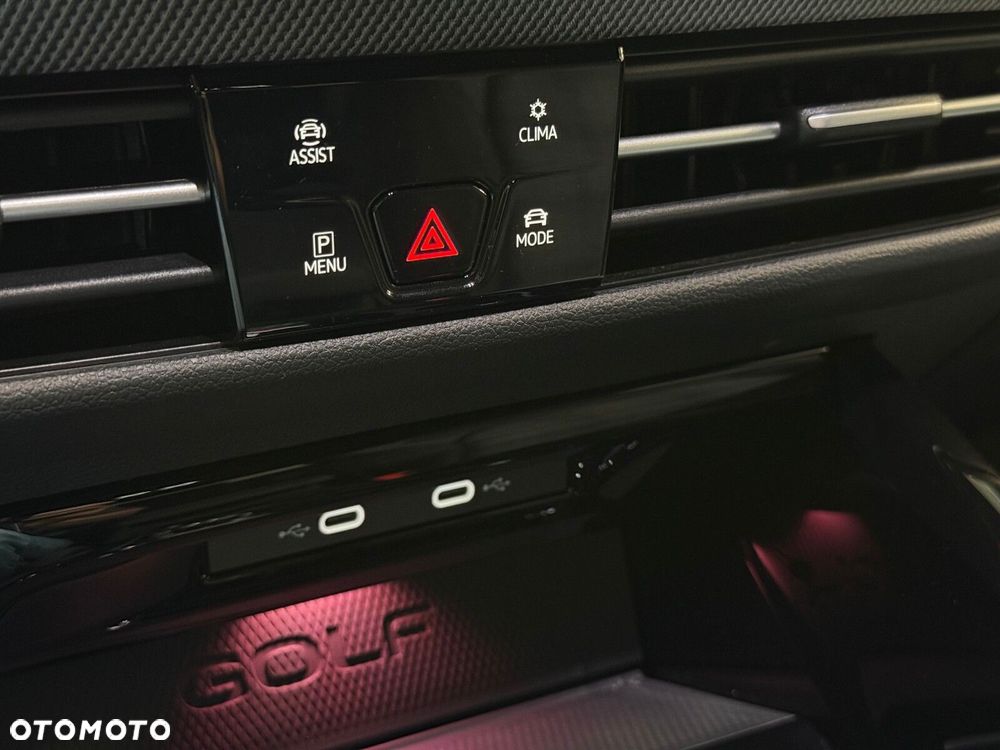 Volkswagen Golf - 35