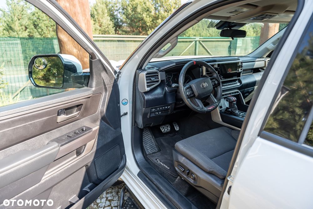 Toyota Tundra - 24