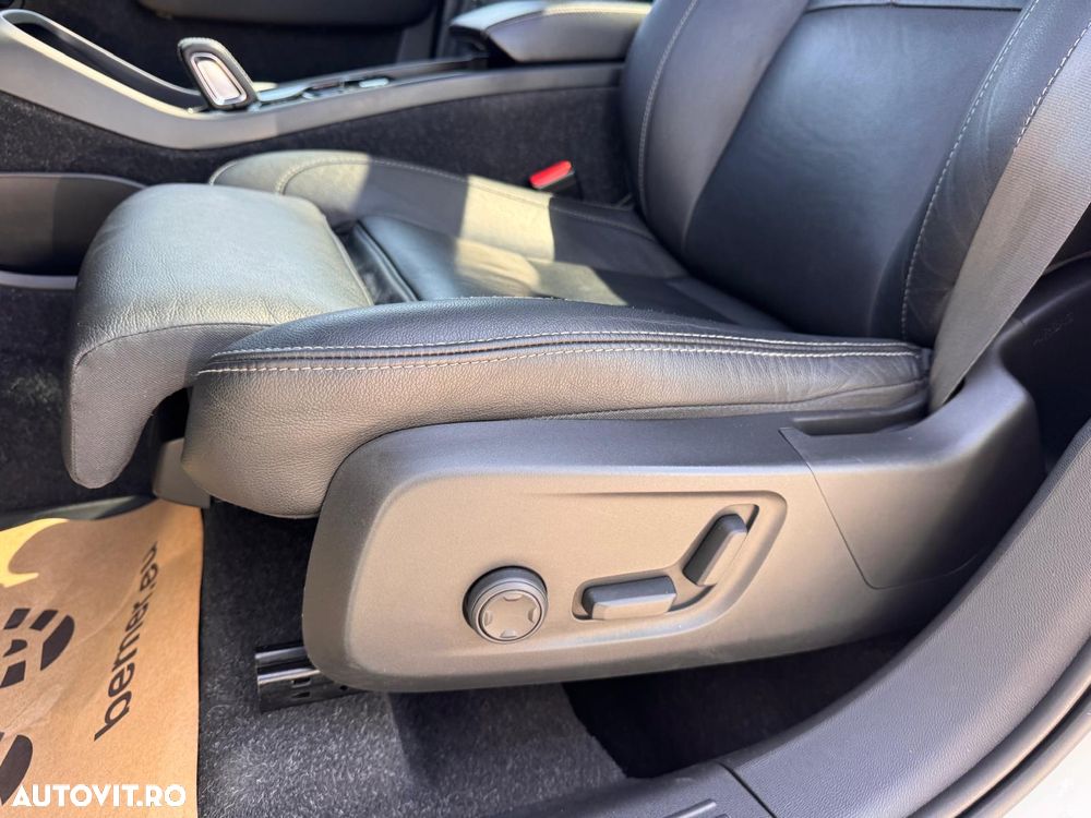 Volvo XC 40 T5 Twin Engine DKG R-Design - 23