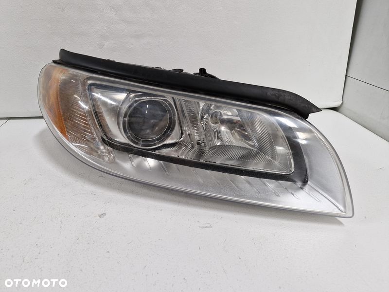 VOLVO S80 II V70 III XC70 2 LAMPA PRAWY PRZÓD PRAWA BI-XENON SKRĘTNY UK 31214171 - 1