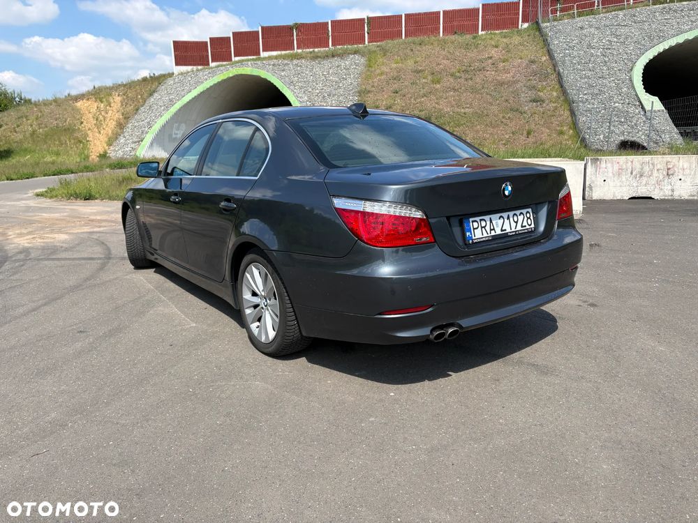BMW Seria 5 525d Edition Lifestyle - 3