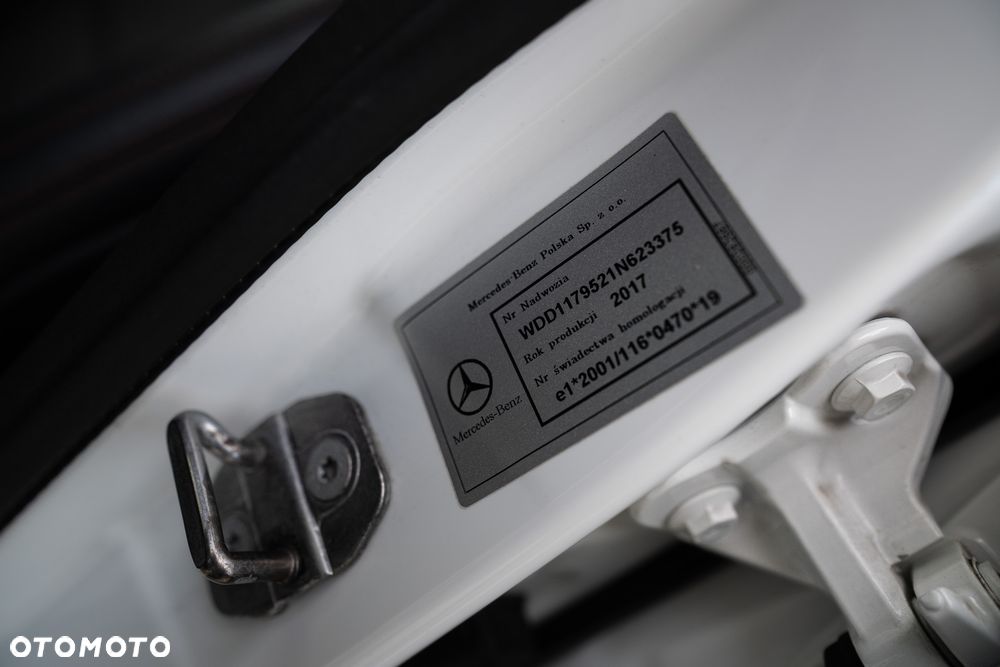 Mercedes-Benz CLA - 36