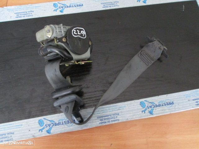 Pre-Tensor 117191 RENAULT LAGUNA 2002 TE - 2