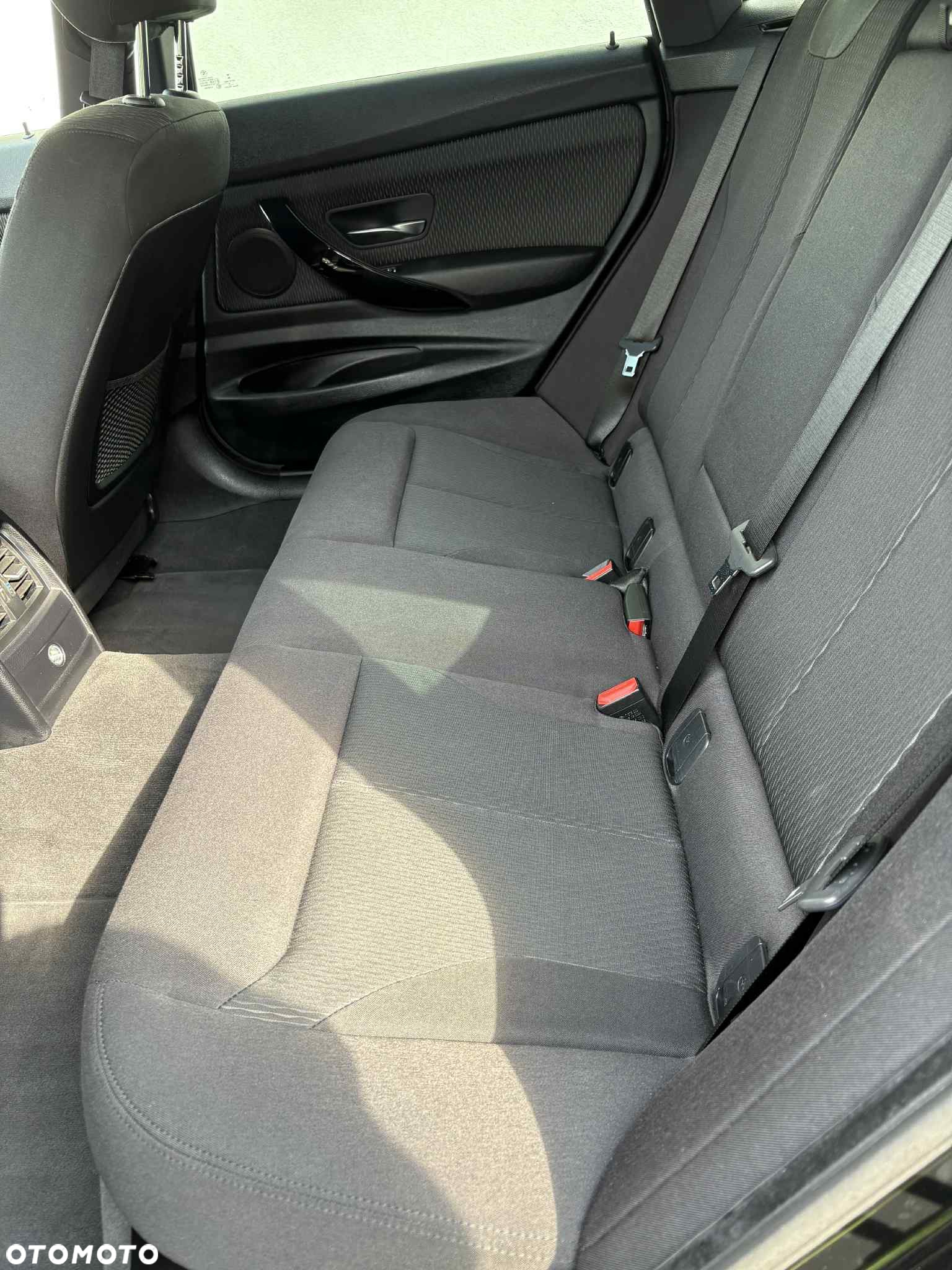 BMW Seria 3 318d Advantage - 12