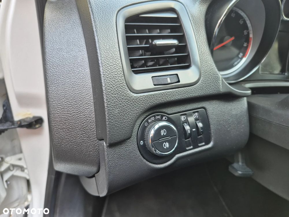 Opel Insignia 1.4 T Elegance S&S - 14