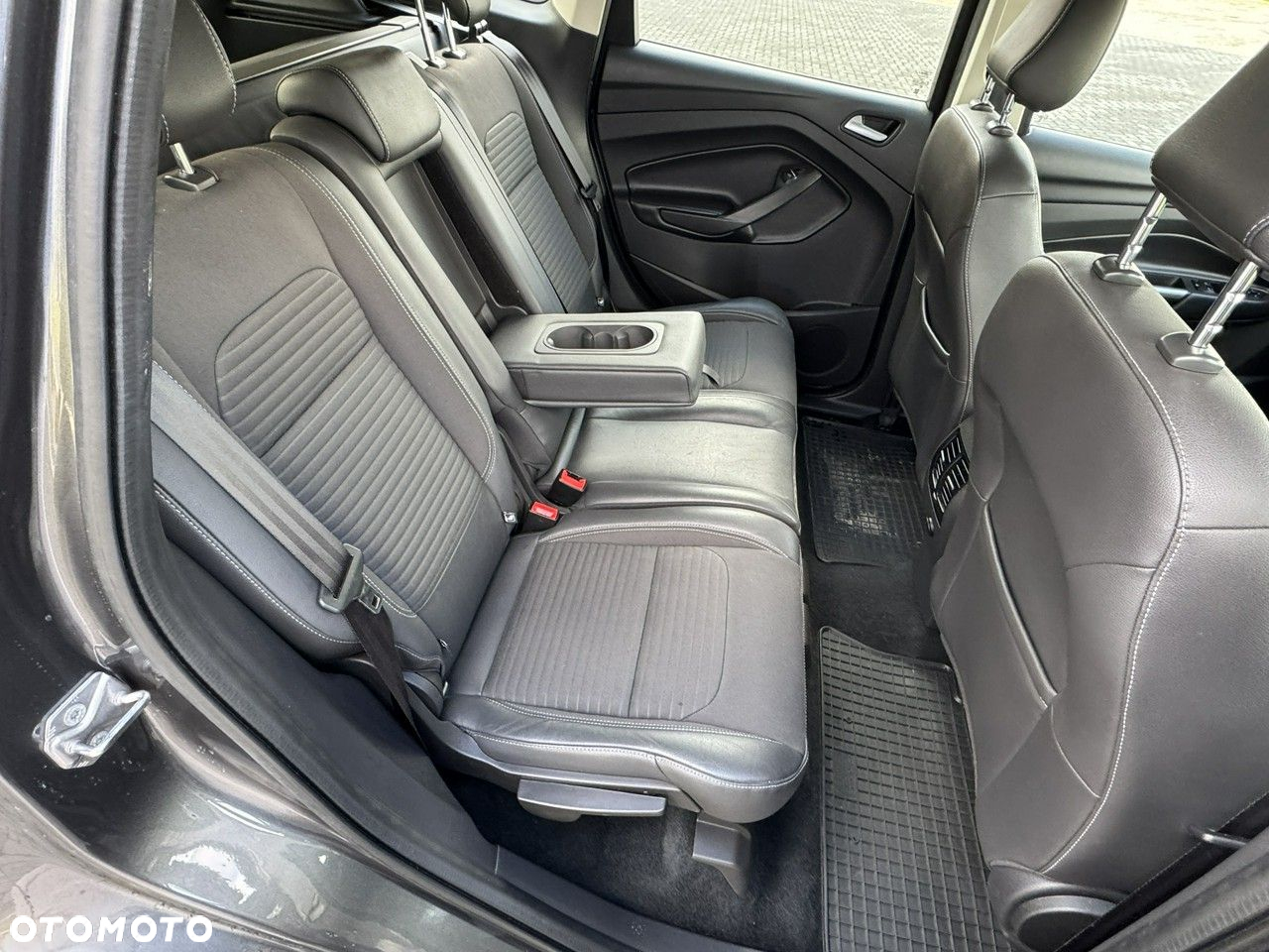 Ford Kuga - 22