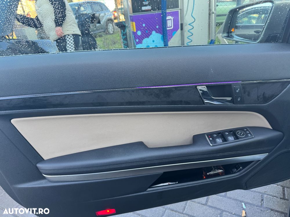 Mercedes-Benz E - 11