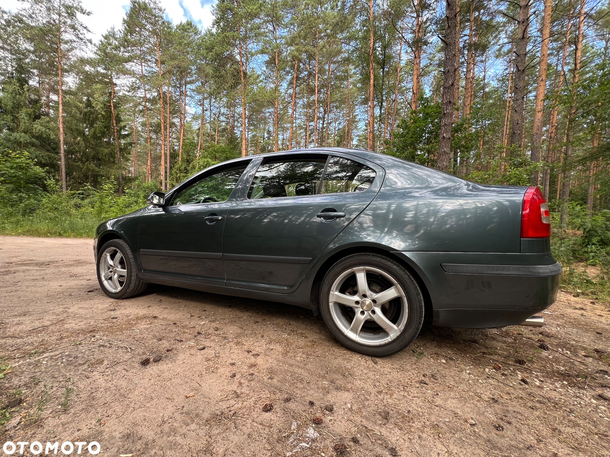 Skoda Octavia 1.6 - 6