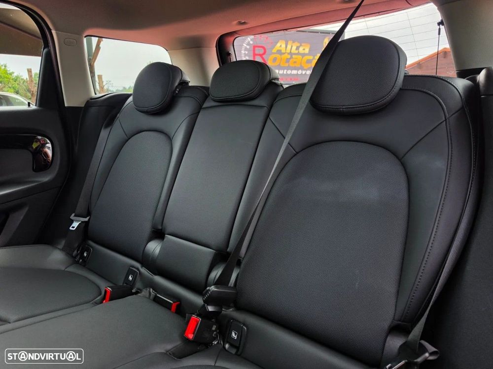MINI Countryman Cooper SE Premium P. Classic Auto - 12