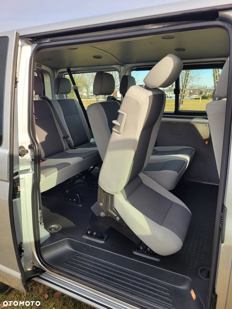 Volkswagen Transporter - 13