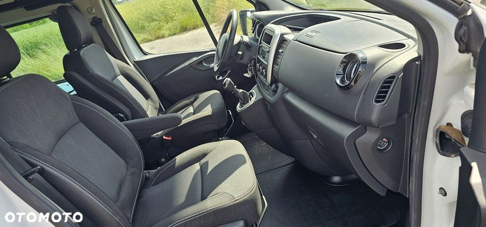 Renault Trafic - 28