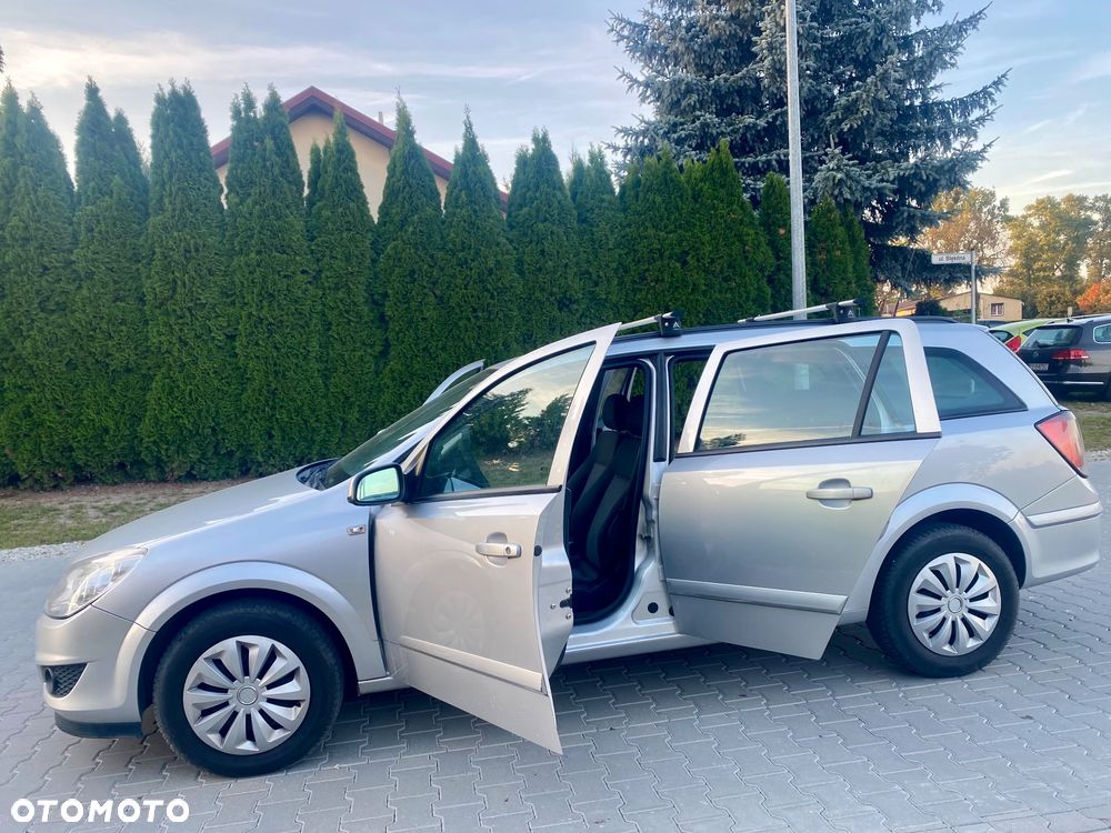 Opel Astra - 22