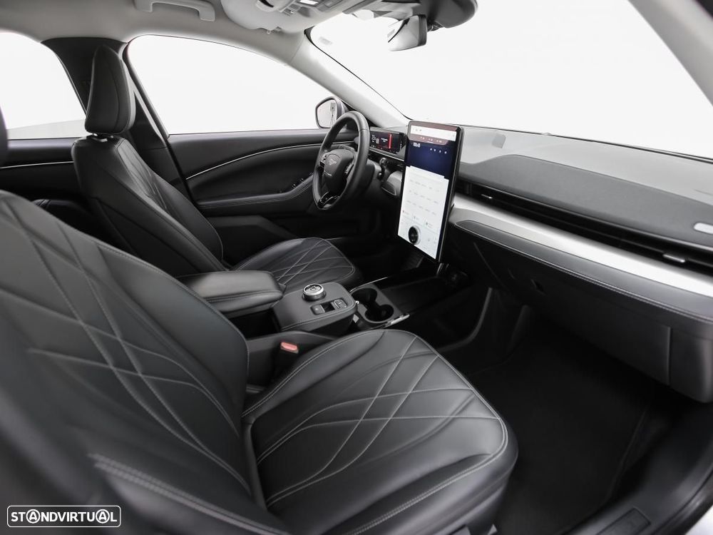 Ford Mustang Mach-E Alargada - 9