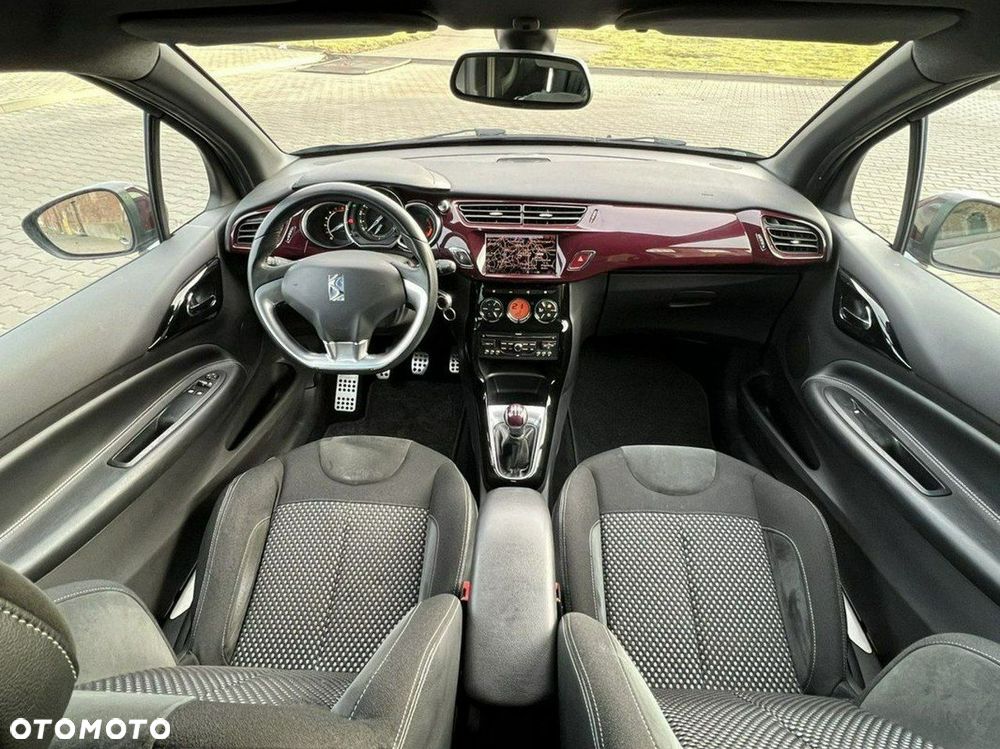 Citroën DS3 1.6 e-HDi SoChic - 8