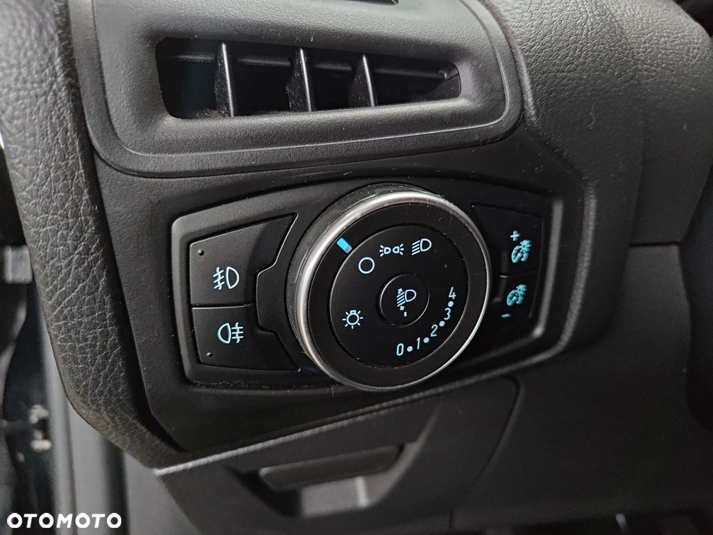 Ford Focus 1.5 EcoBoost Titanium ASS - 29