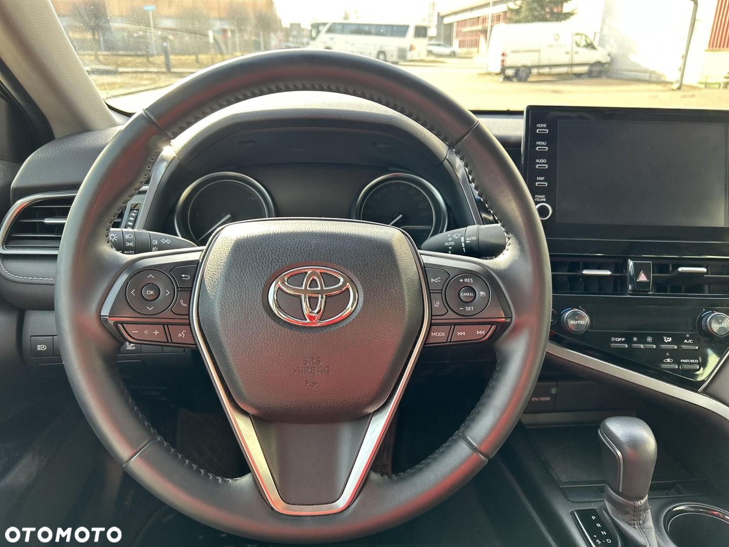 Toyota Camry - 15
