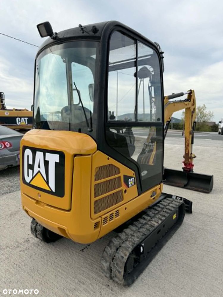 Caterpillar 301,7 - 4