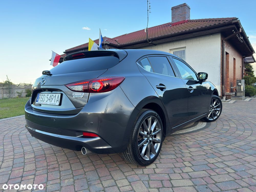 Mazda 3 - 9