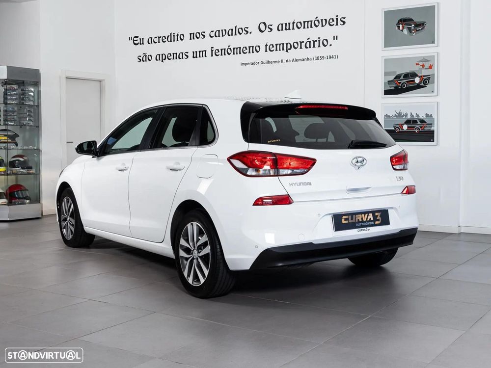 Hyundai i30 1.6 CRDI STyle — fotografia 3