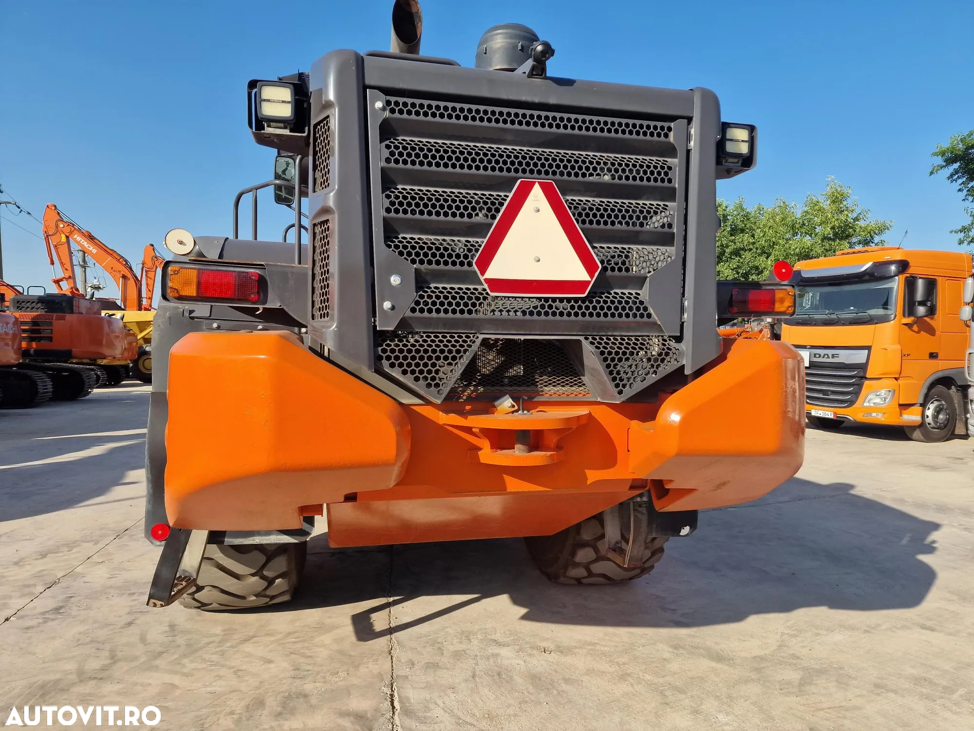 Hitachi ZW310-6, cupa NOUA 5mc, anv MICHELIN 80% ok-99.900 eur+Tva, virare JOYSTICK, gresare automata, camera spate mers masalier, consum 14l/h, produs in Japonia, posibilitate leasing 4 ani-PROMOTIE 99.900 EUR+Tva - 18