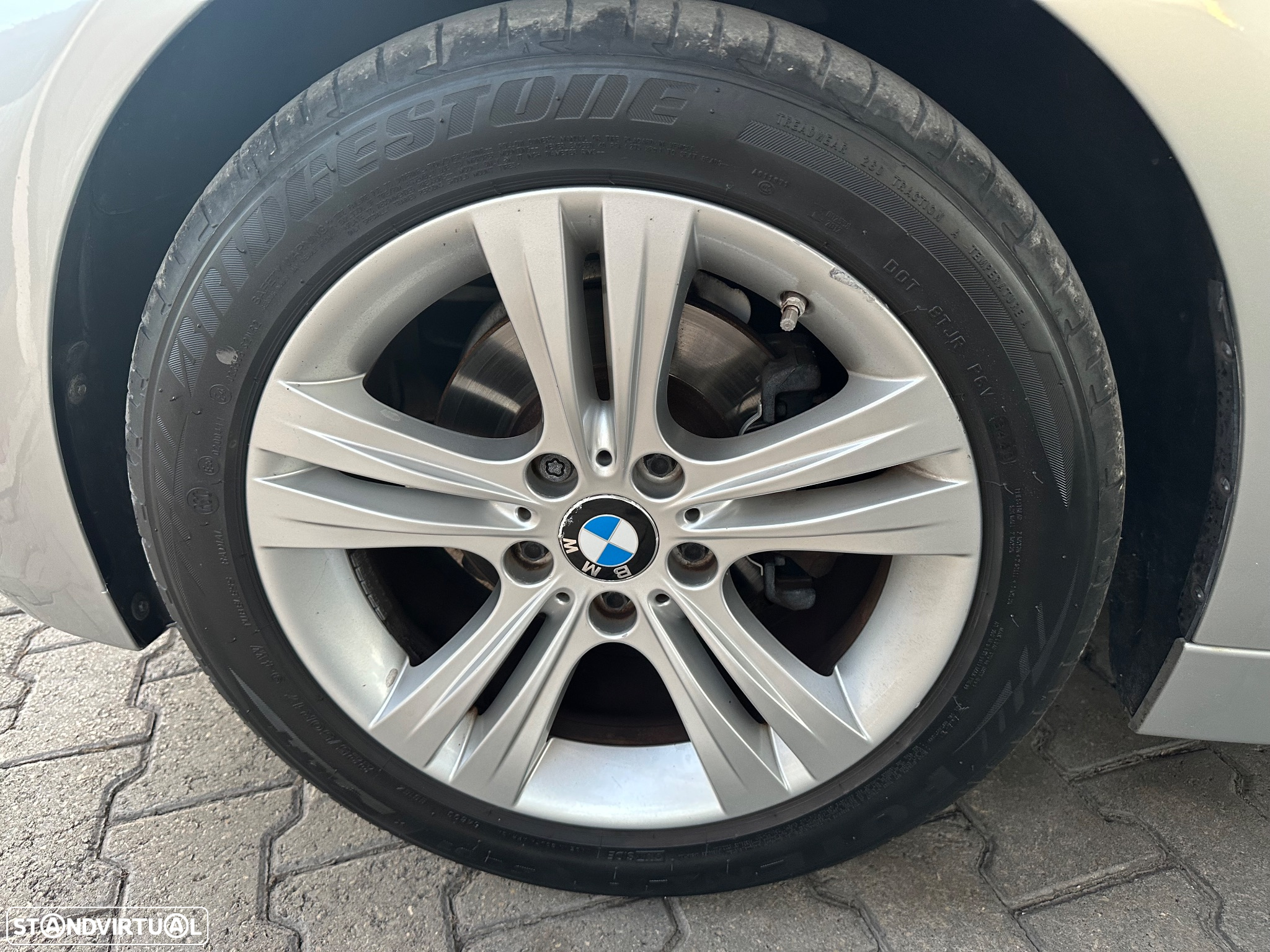 BMW 318 d Touring Line Sport - 17