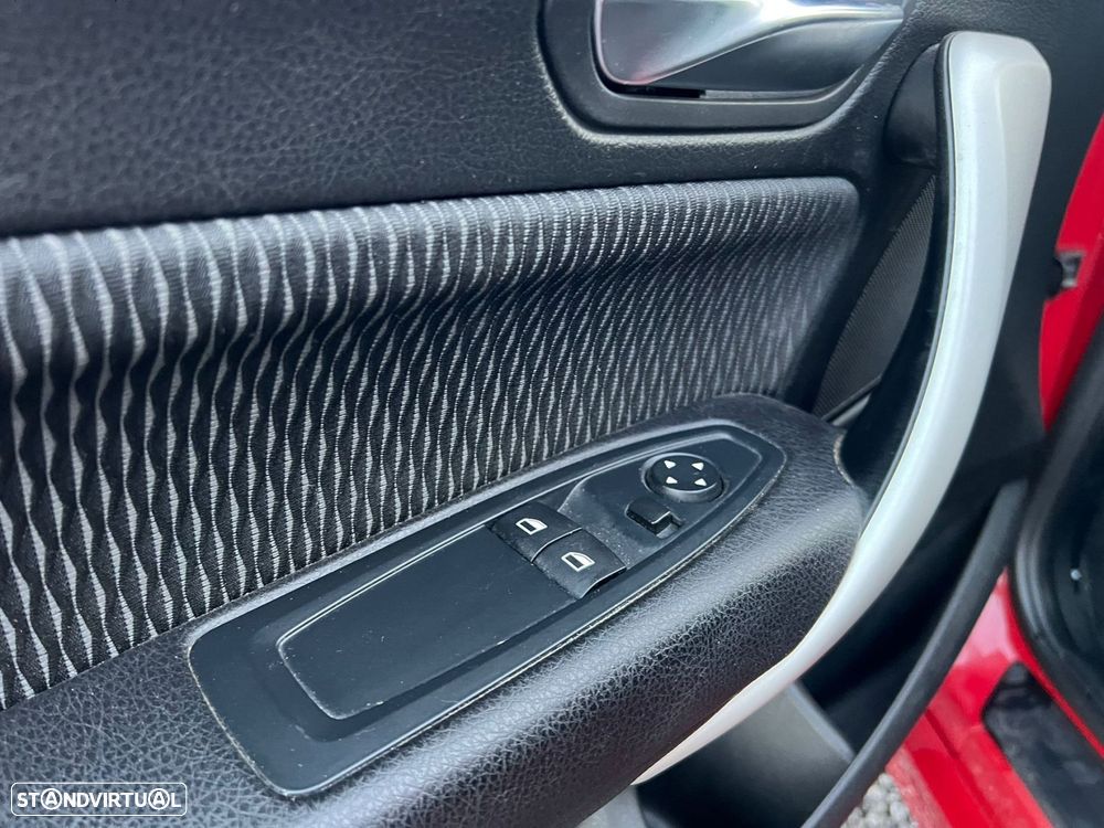 BMW 118 d Line Sport - 30