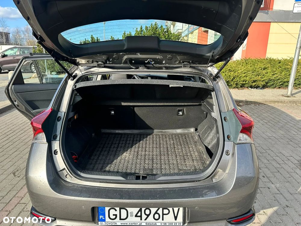 Toyota Auris 1.6 Selection - 9