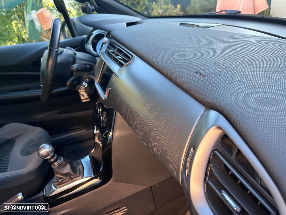 Citroën DS3 1.6 BlueHDi Sport Chic - 11