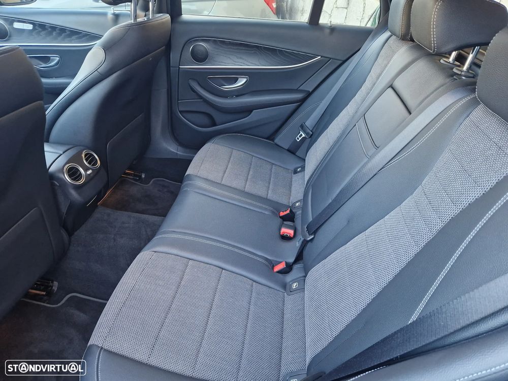 Mercedes-Benz E 300 de Avantgarde - 14