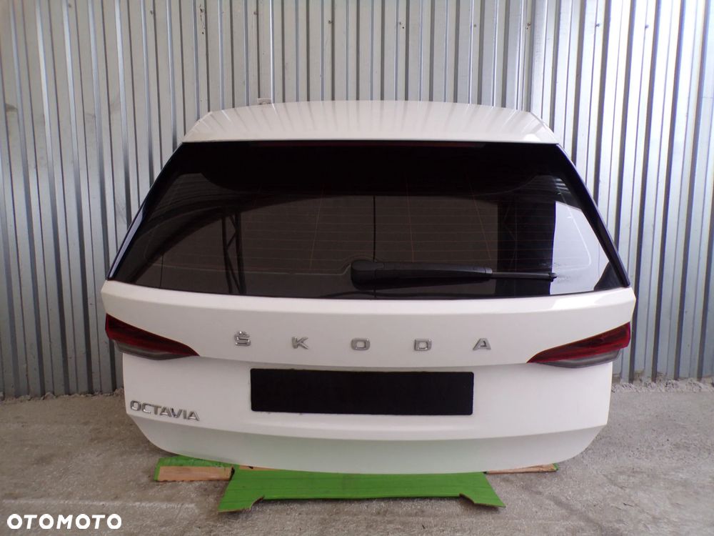 KLAPA BAGAŻNIKA SKODA OCTAVIA IV KOMBI - 1
