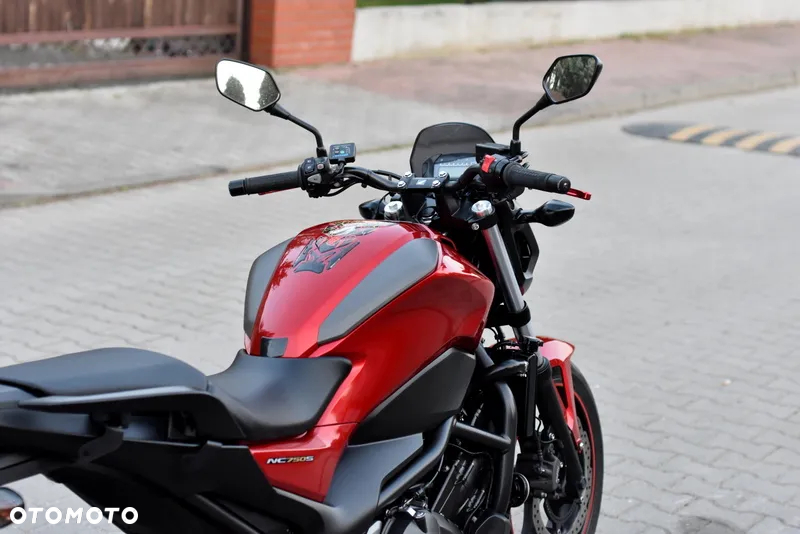 Honda NC - 14