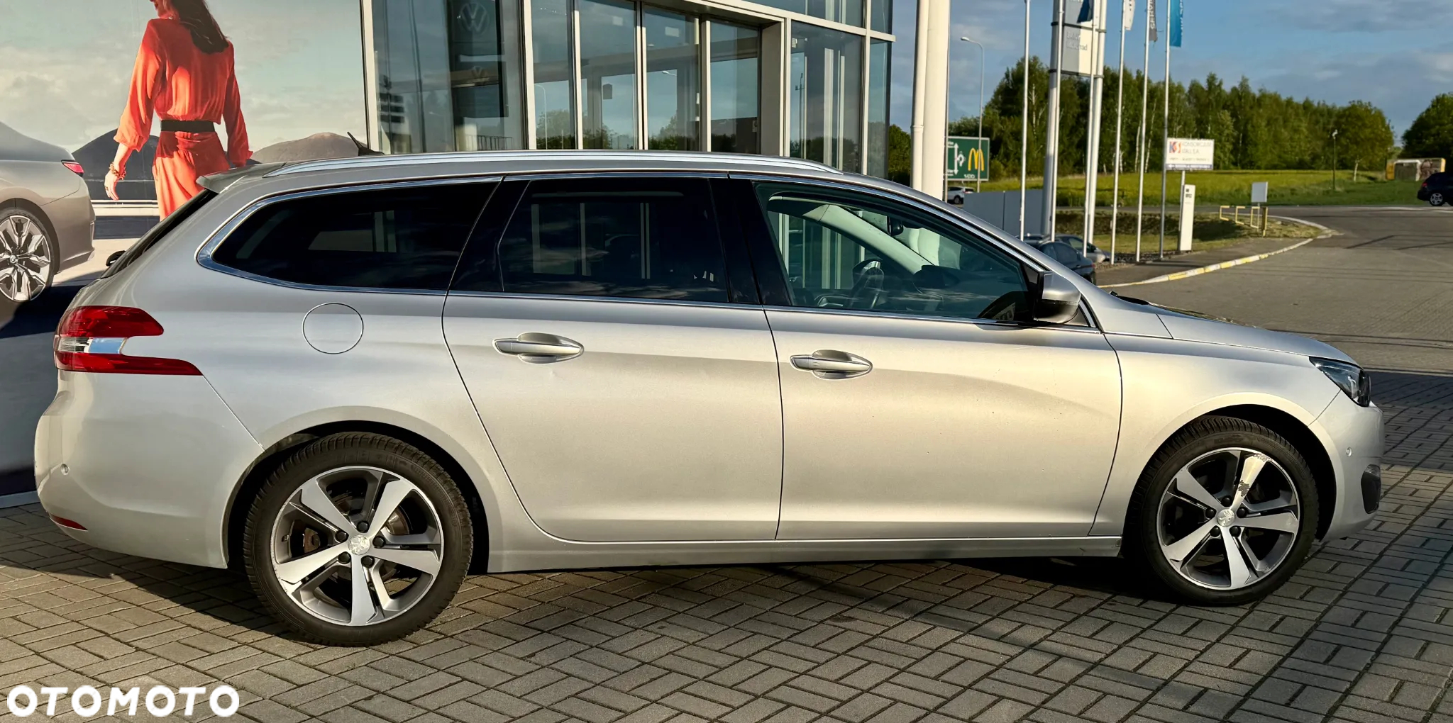Peugeot 308 1.2 PureTech GPF Allure Pack S&S - 11