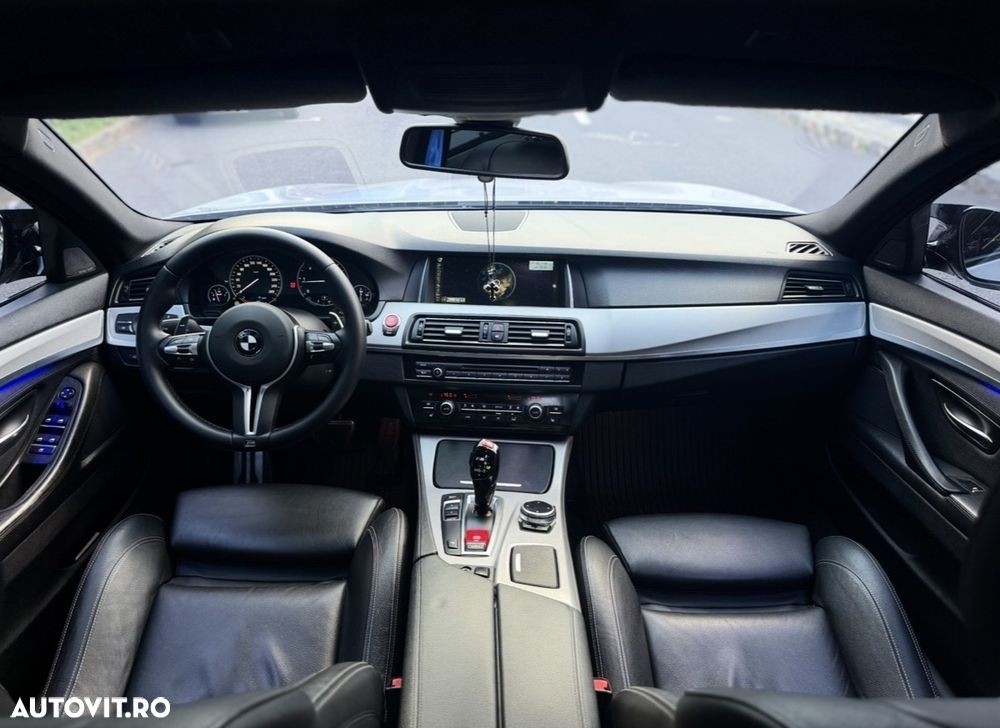 BMW Seria 5 525d Sport-Aut. Luxury Line - 12