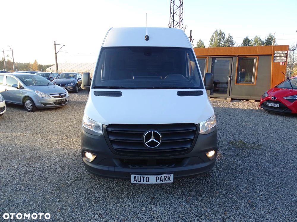 Mercedes-Benz SPRINTER - 2