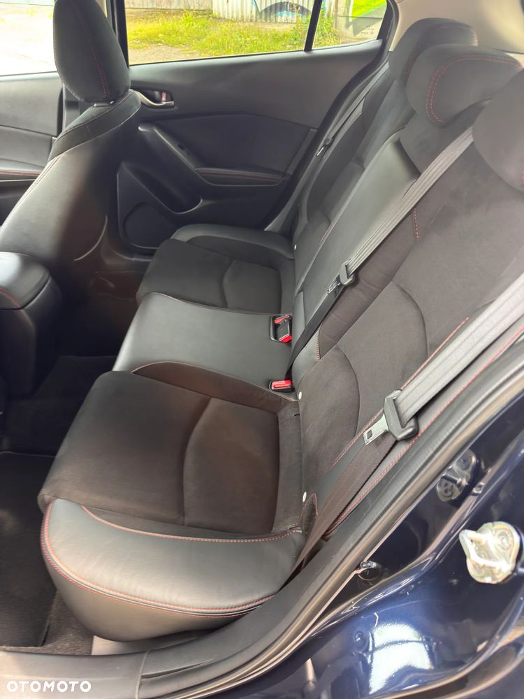 Mazda 3 - 7