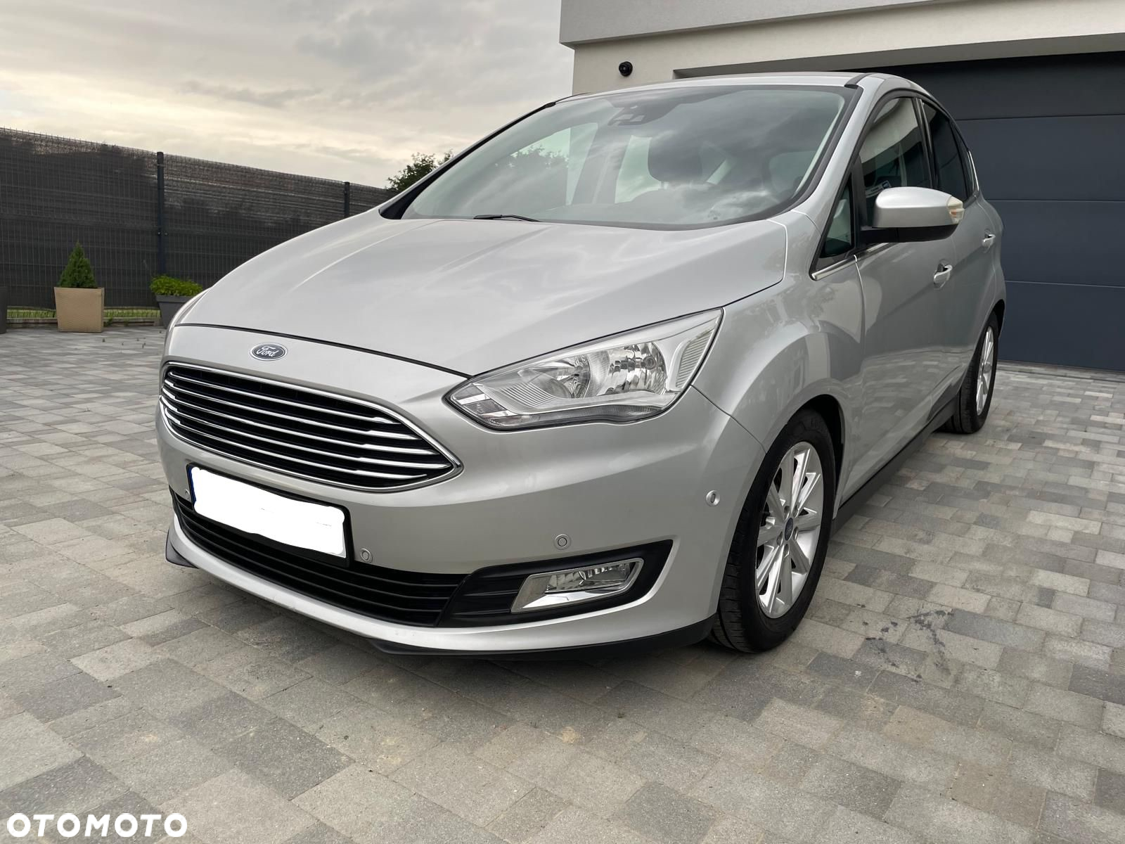 Ford C-MAX 1.0 EcoBoost Titanium ASS - 19