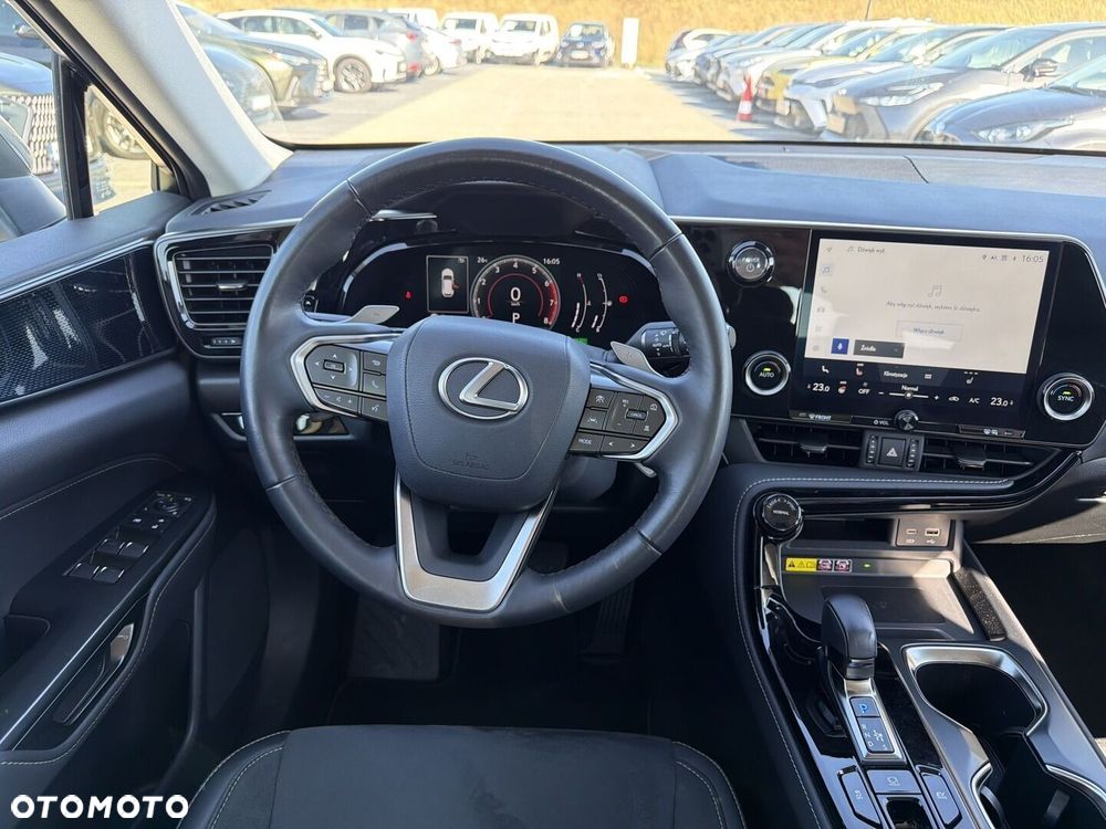 Lexus NX 350h Elegance 2WD - 28