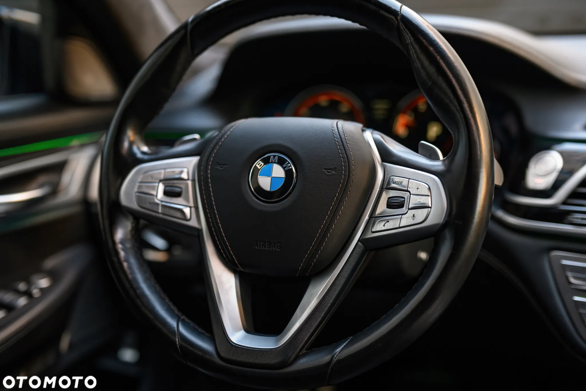 BMW Seria 7 750Li xDrive - 27