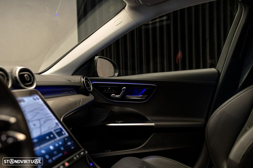 Mercedes-Benz C 300 e T 9G-TRONIC AMG Line - 22