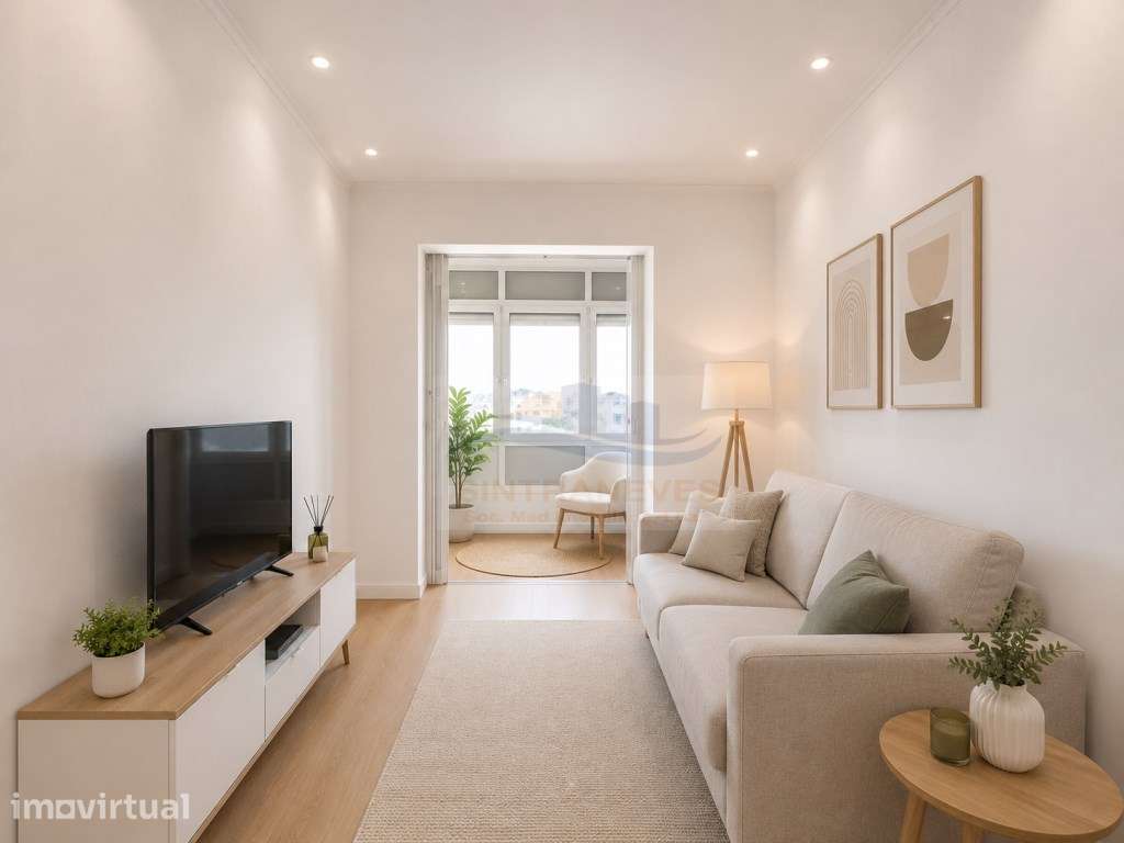T1 Totalmente Remodelado na Damaia de Baixo | Excelente Localização... - Grande imagem: 2/6