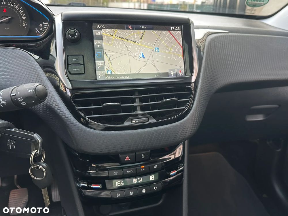 Peugeot 2008 1.2 Pure Tech Crossway S&S - 9