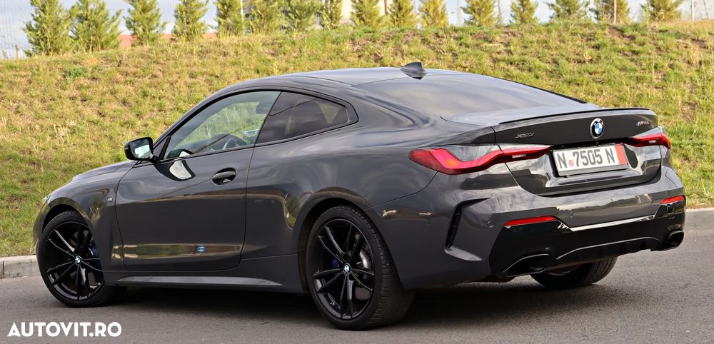 BMW M4 M440i xDrive - 10