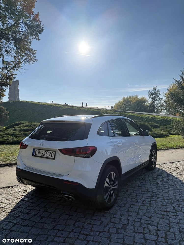 Mercedes-Benz GLA 200 - 3