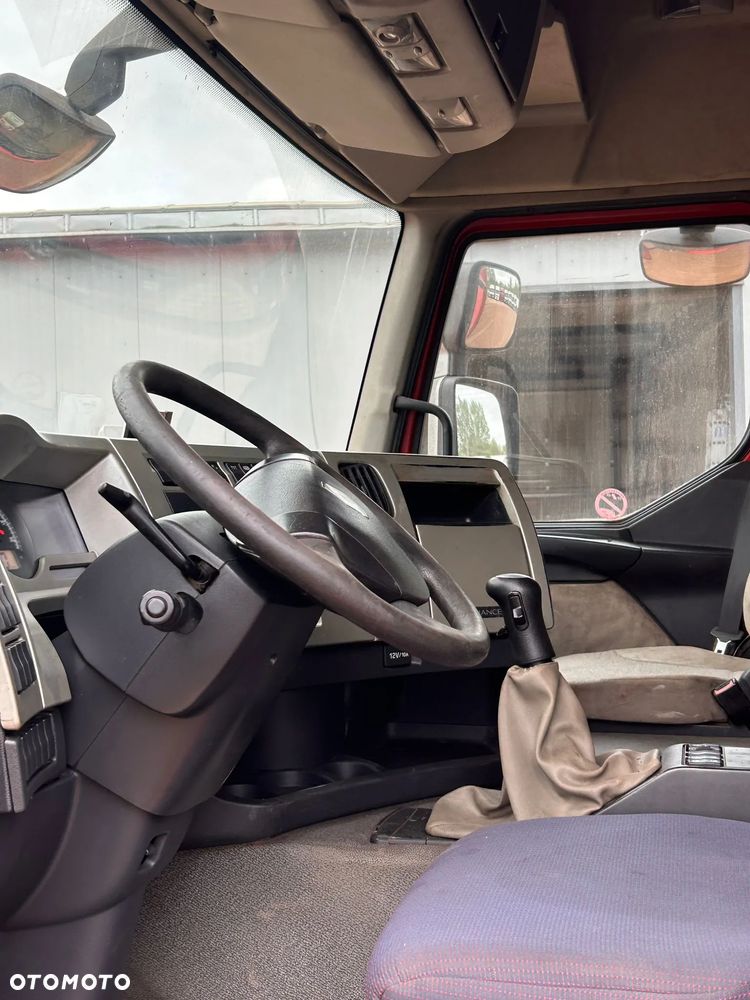 Renault PREMIUM - 14