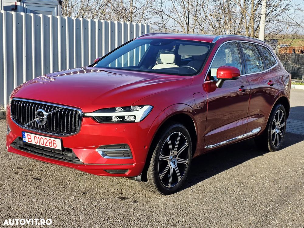 Volvo XC 60 T6 AWD Recharge Geartronic Inscription - 4