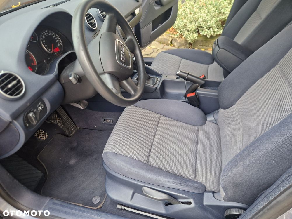 Audi A3 Sportback - 9